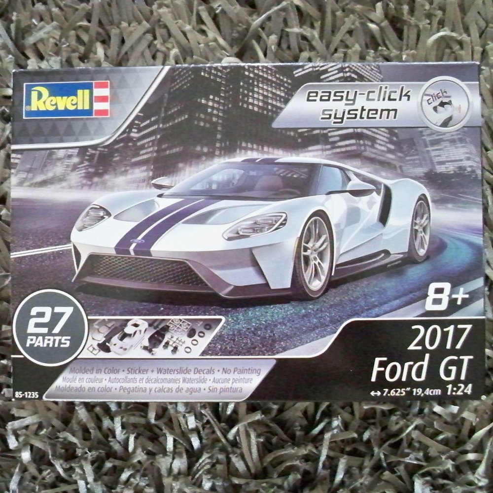 Revell ford gt model car kit easy click system
